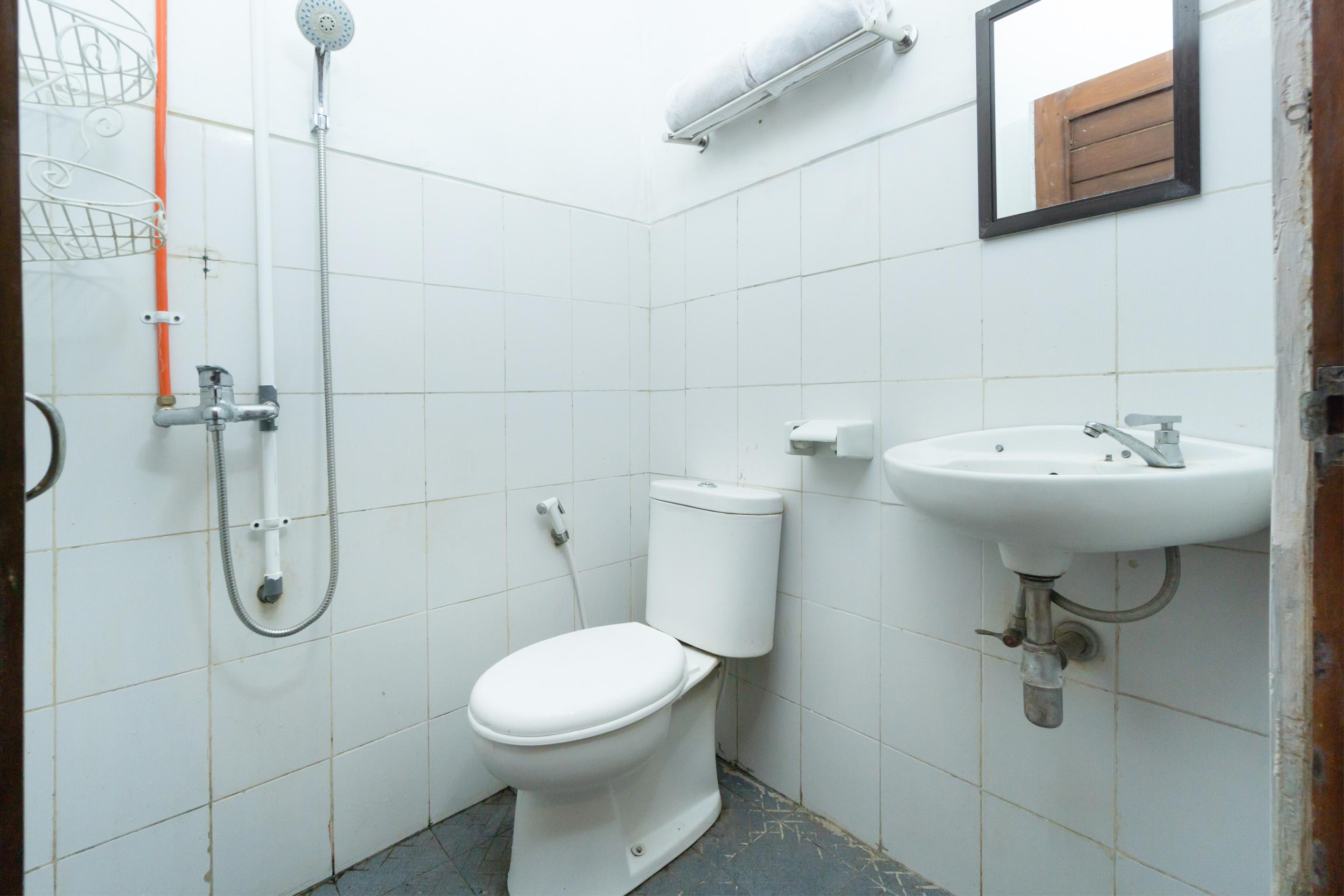 Reddoorz Syariah At Falisha Umy Ngabean Ngoại thất bức ảnh