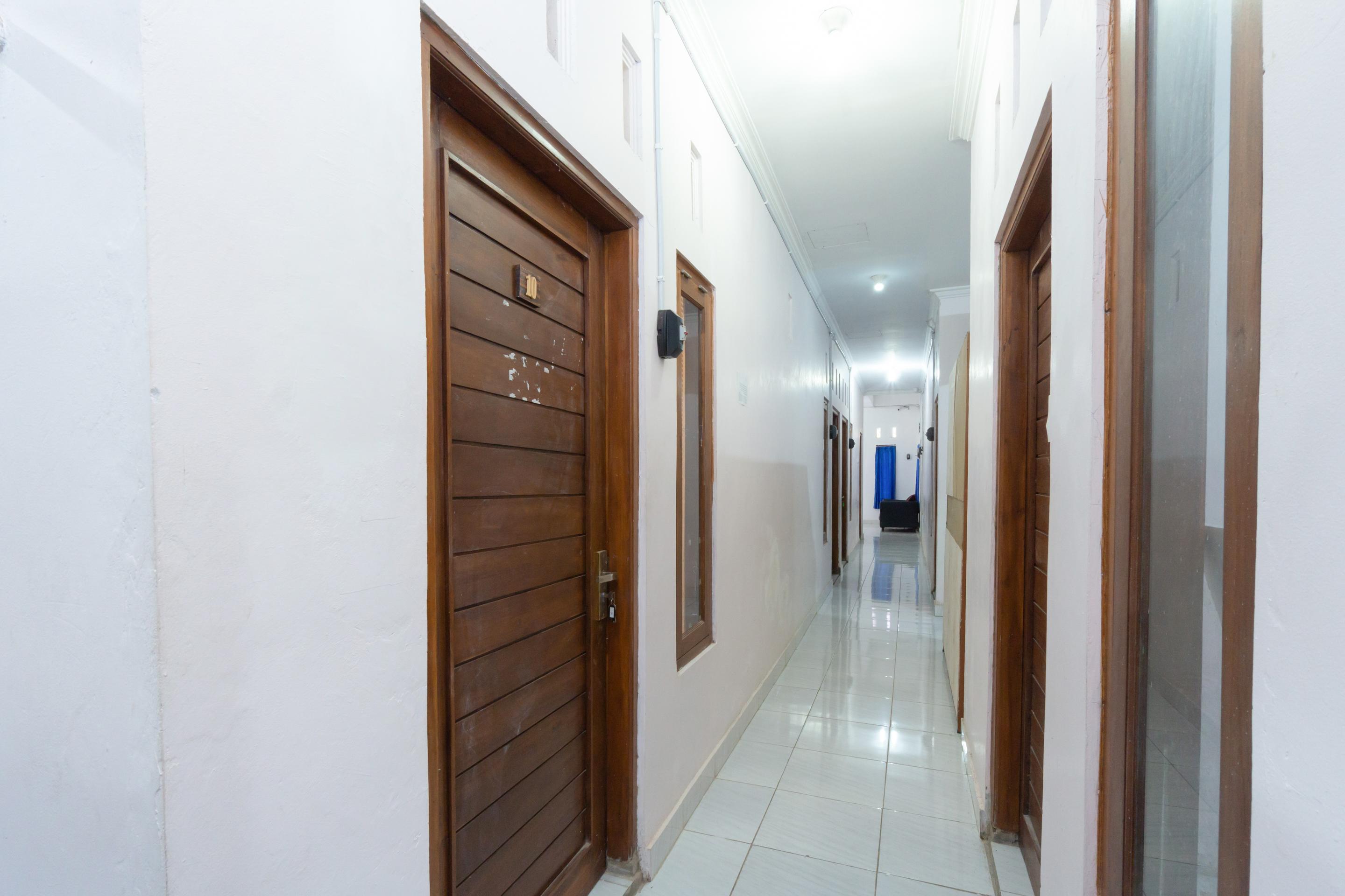 Reddoorz Syariah At Falisha Umy Ngabean Ngoại thất bức ảnh