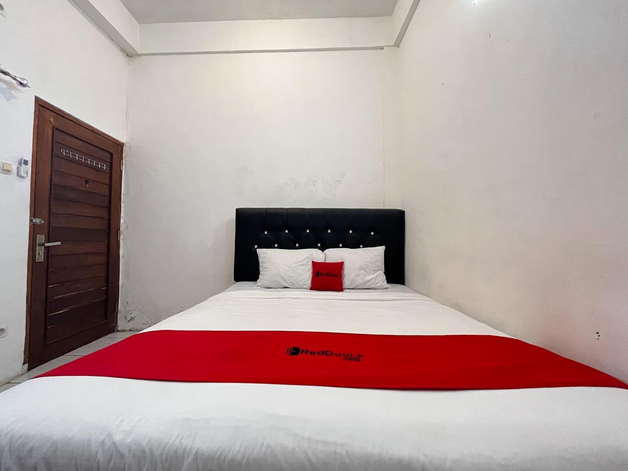 Reddoorz Syariah At Falisha Umy Ngabean Ngoại thất bức ảnh